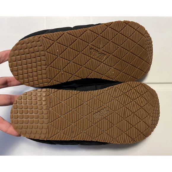 Teva Ember Moc Women’s 7 Black Quilted Comfort Casual Slip-On Shoes 1018225 - Picture 9 of 9